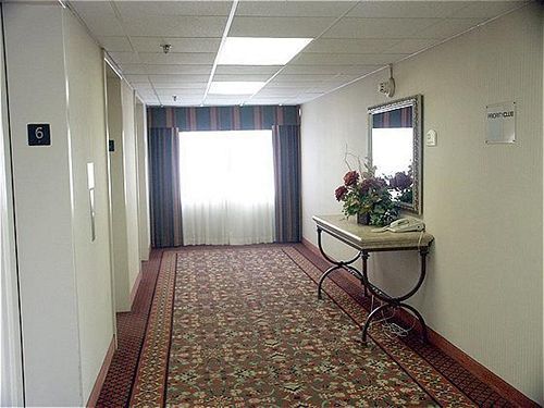 Holiday Inn - Beaumont East-Medical Ctr Area, An Ihg Hotel Interior photo
